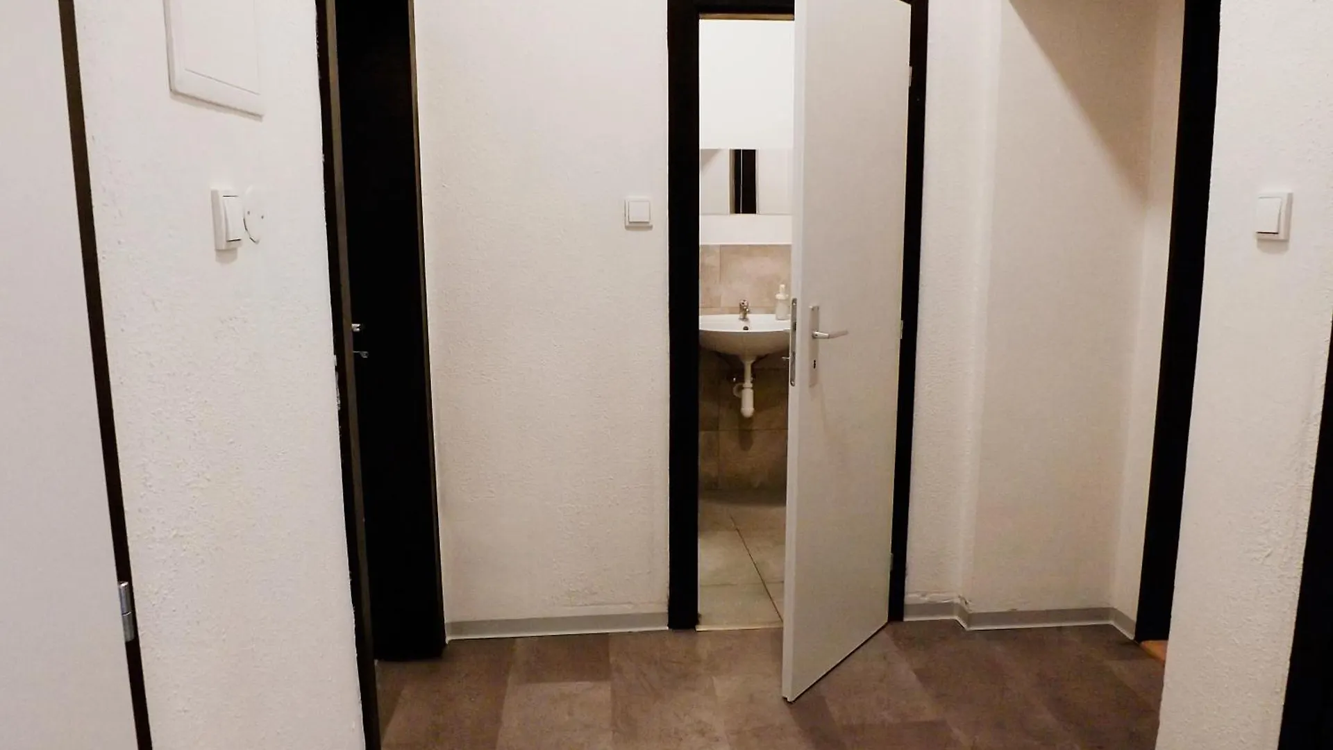 Homestay Pokoj Pro Chvile V Praze Blizko Narodniho Muzea B4 Prague